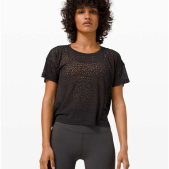 Lululemon Cates Tee *Camo Veil City Camo Burnout Black / Black - Picture 2 of 8